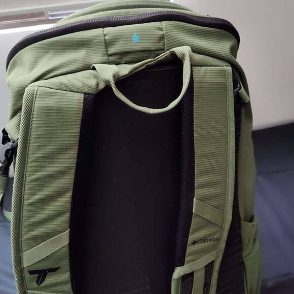 Columbia Unisex Green Triple Canyon 36L Hiking & Trekking Backpack (Medium) - Picture 2 of 7